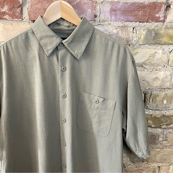 Summer Silk button down shirt in Khaki US M - Picture 3 of 5